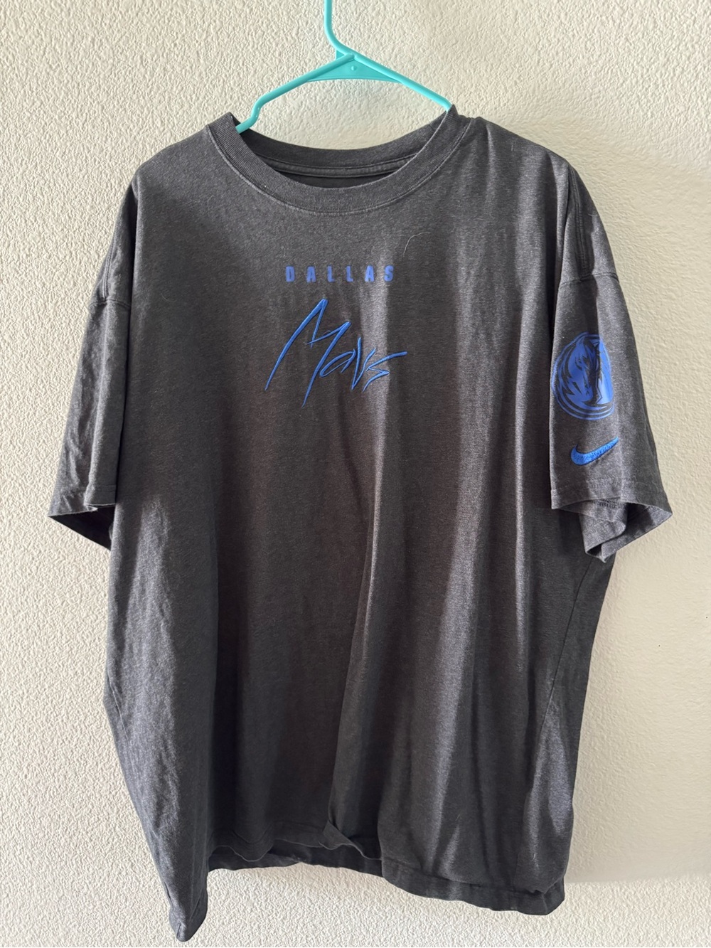 Nike Dallas Mavericks Loose Fit Embroidered T-Shirt 2XL